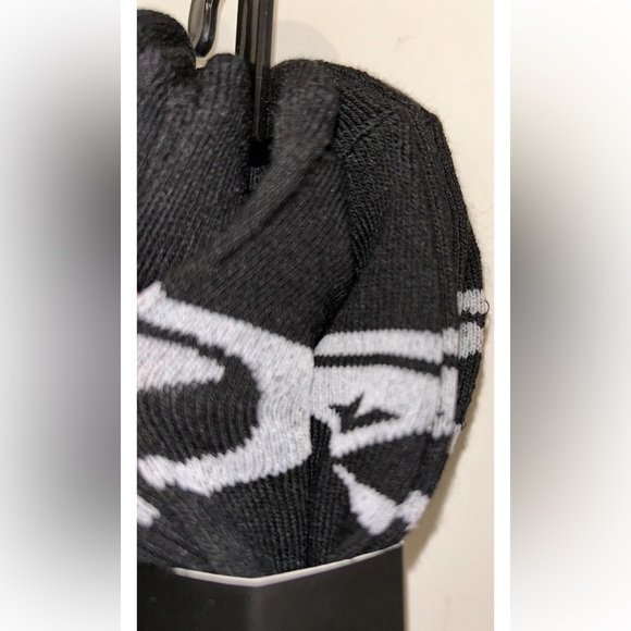 Quicksilver Quarter Socks 5 Pair Men's 6-12 Black Gray w Large Toe Logo Surf NEW - Picture 8 of 11